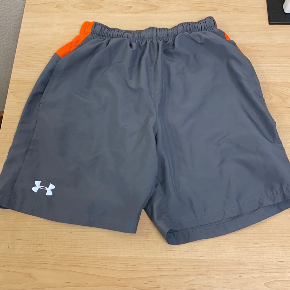 Under Amour Athletic Shorts 7 inch inseam